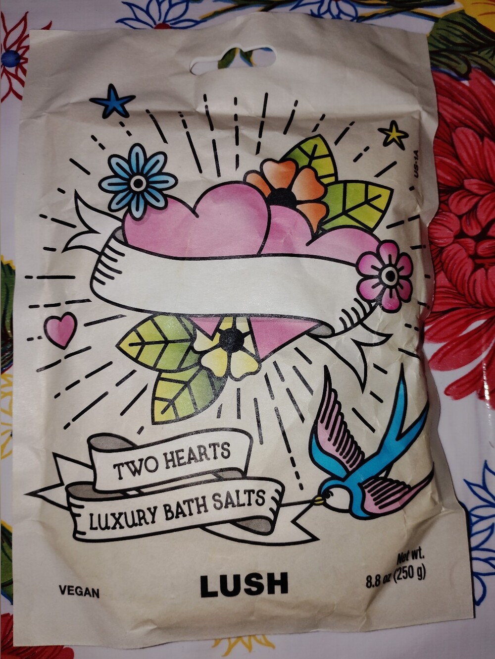 Lush Two Hearts Luxury Bath Salts - Vegan Self Preserving 8.8 Oz Package 🆕